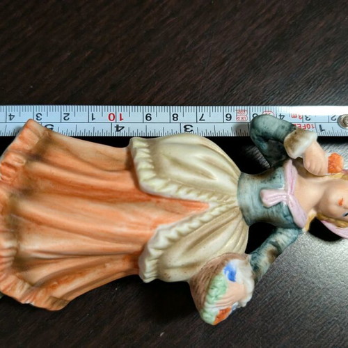 Decorative figurine like new, 17 cm