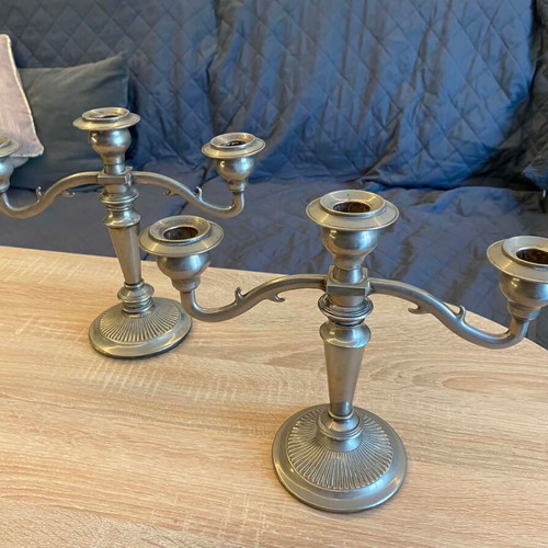 Pair of metal three-arm candlesticks like new, 30x24cm