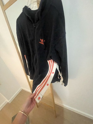 Adidas συλλεκτική ζακέτα no L μαύρη