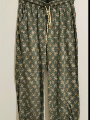 Attrattivo summer pants like new, green, size M