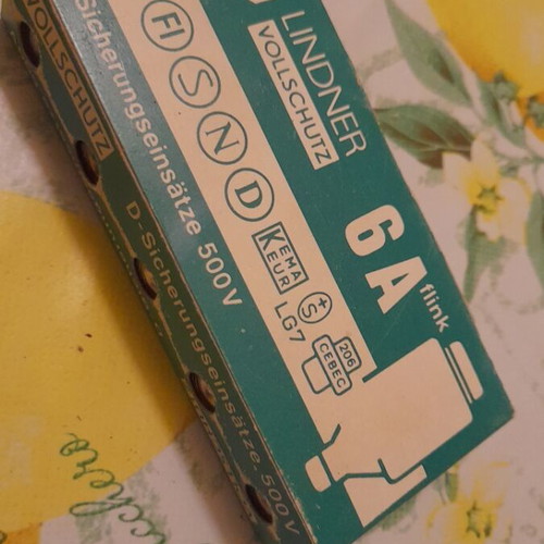 Lindner Vollschutz 6A Flink Fuse Box Pack of 5 Like New