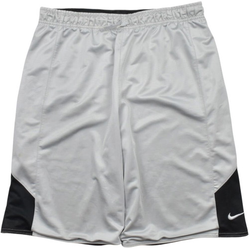 Nike reversible basketball shorts used, size medium
