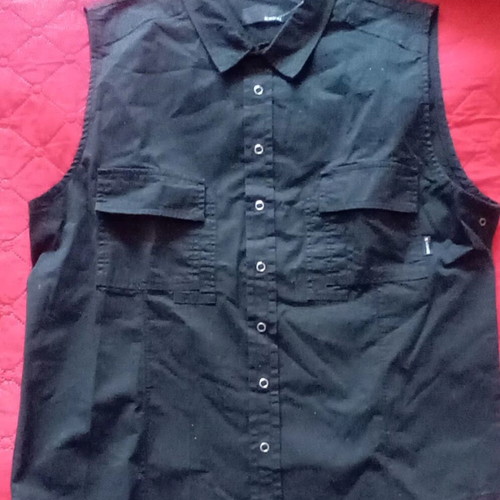 Men's vests new in black and gray sizes XXL and 3XL