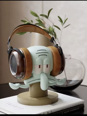 Squidward headphone holder new, printed