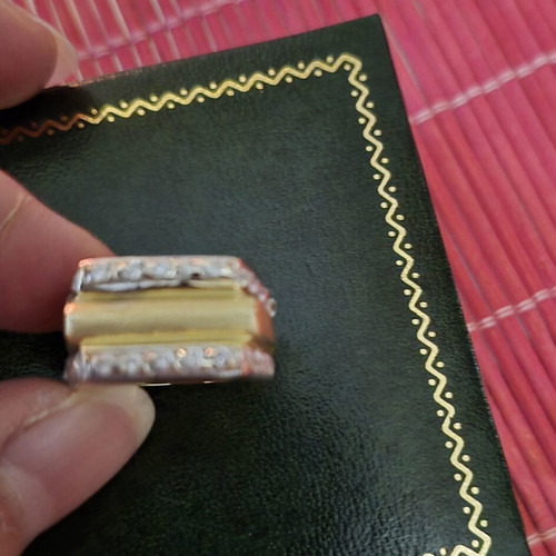 Vintage gold ring with matte gold and 14-carat zircons, nearly 5 grams