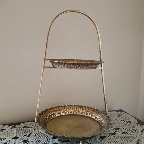 Vintage gold metal two-tier etagere