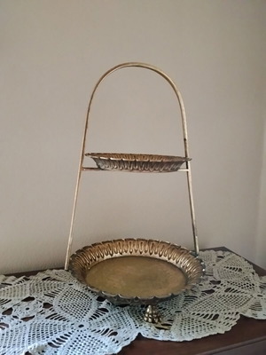 Vintage gold metal two-tier etagere