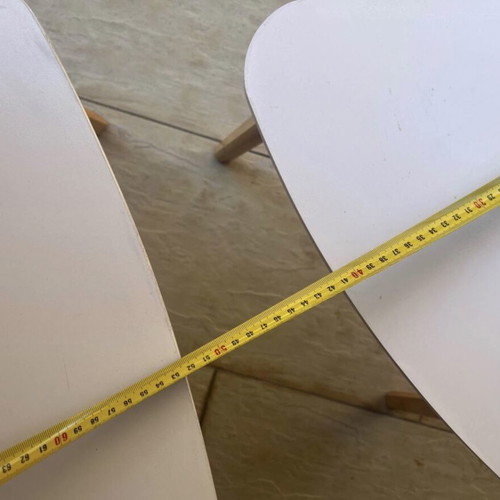 Oval wooden coffee tables set of 2 white like new