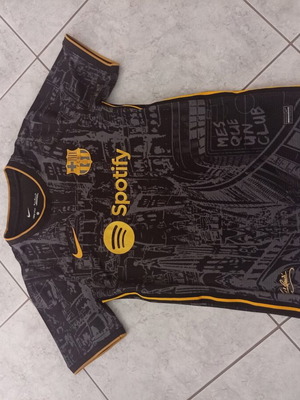 Barcelona Jersey Limited Edition Used, Men's Small