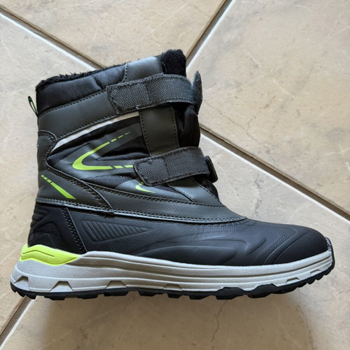 Lidl Vic snow boots size 37 like new, black