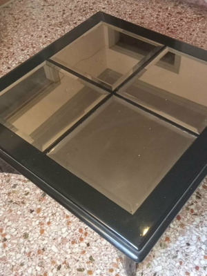 Ξύλινο τραπέζι μαύρη λάκα σαν καινούργιο