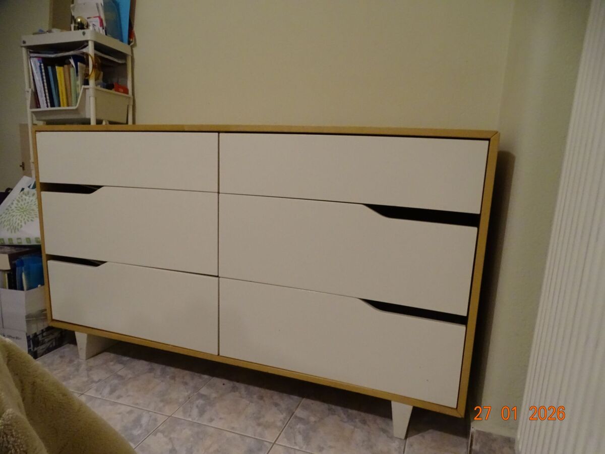 IKEA MANDAL dresser 6 drawers used,… - € 130,00 - Vendora.cy