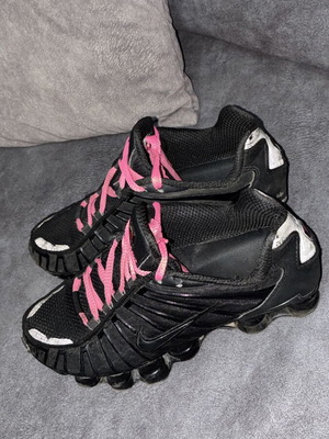 Nike Shox маратонки размер 41 употребявани, черни