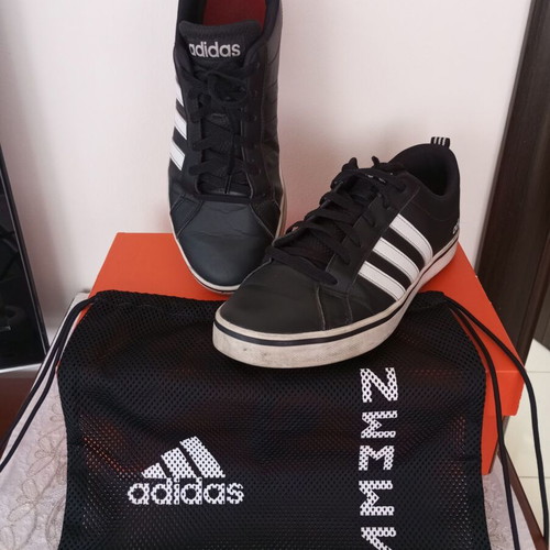 Adidas men's sneakers black with white stripes size 44 with gym sack