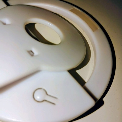 Ring light for mobile like new with clip and 2 lighting levels
