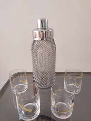 Retro bar set used with metal mesh shaker and 4 glasses mid-century