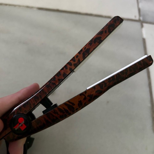 Vintage hair straightener like new