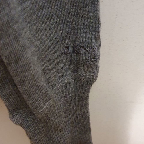 DKNY Jeans pullover used, size small, gray