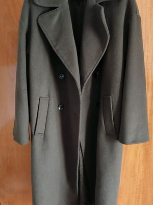 Warm khaki coat size M like new