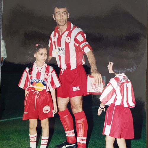 Olympiacos large photo like new