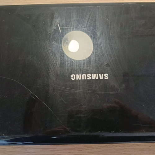 Samsung Laptop used for parts without hard drive