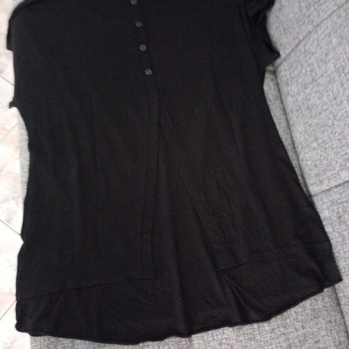 Blouse size 5XL 50cm black with back button opening like new