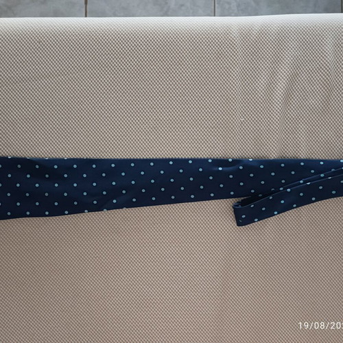 Barton MODA silk polka dot tie and matching pocket square set