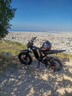 Ηλεκτρικό ποδήλατο 1500W με μπαταρία 52V 25ah LG και κράνος
