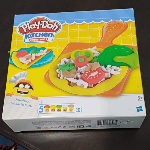 Play-Doh Kitchen toy like new