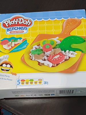 Play-Doh Kitchen toy like new