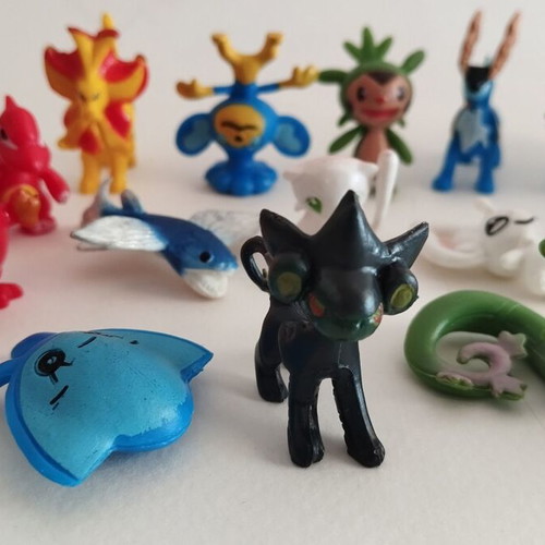 Mini Pokemon figures used, set of 26 pieces