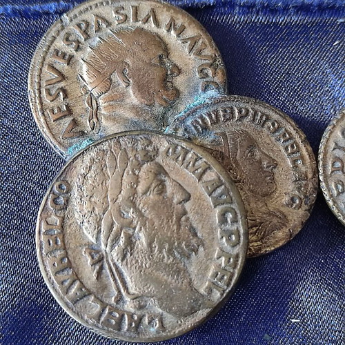 Bronze English buckle with Roman coin replicas used, 1860