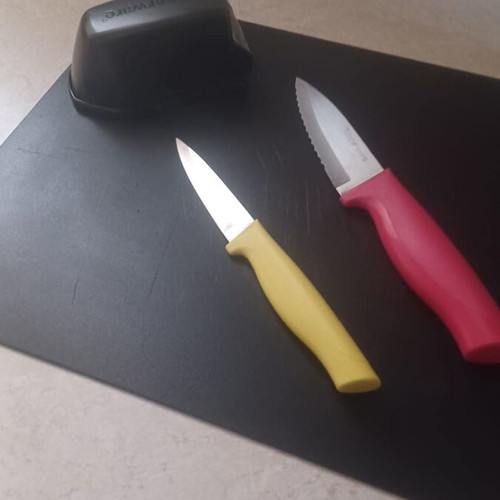 Tupperware Knife Sharpener new