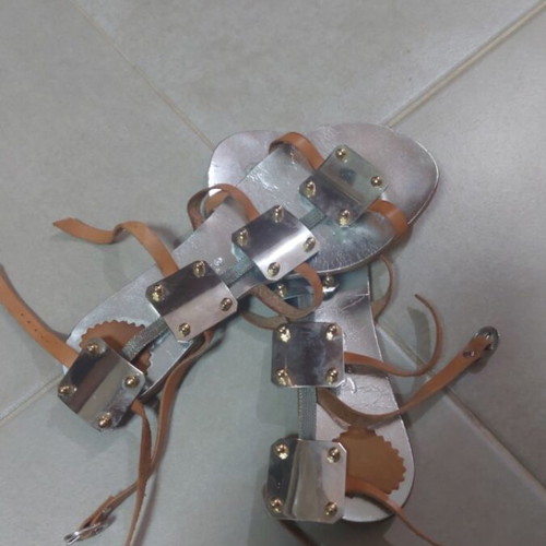 Sorelle women's sandals like new, size 37, beige with metal details