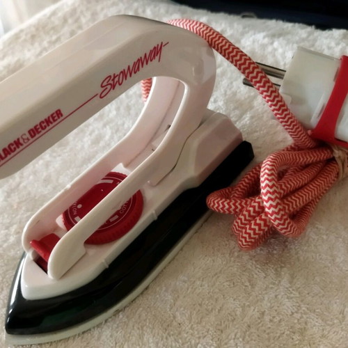 Black Decker travel iron used, model SW 100