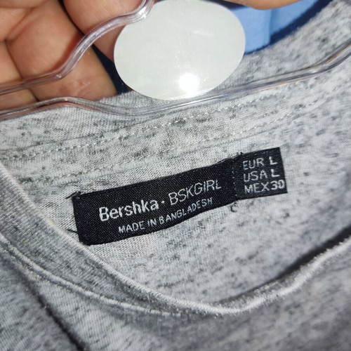 T-shirt Bershka gray with water design, used, size L