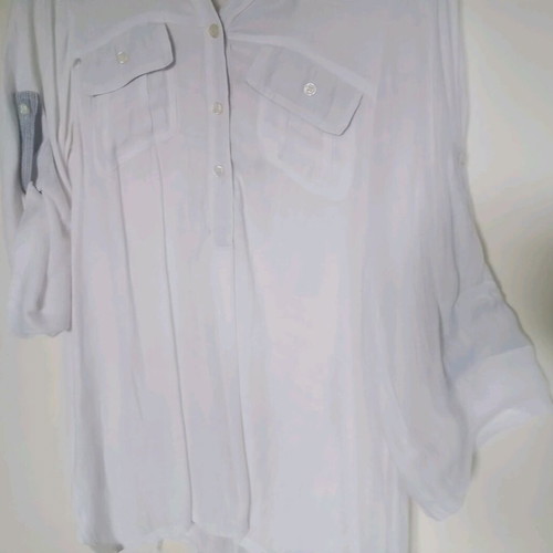 White blouse like new, size 5, h.valencia