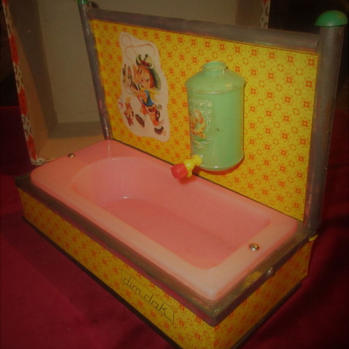 Dim Dak Rare Tin Children's Bath Toy like new from the 50s