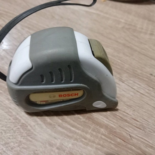 Bosch tape measure used 5 meters with reset button and belt clip