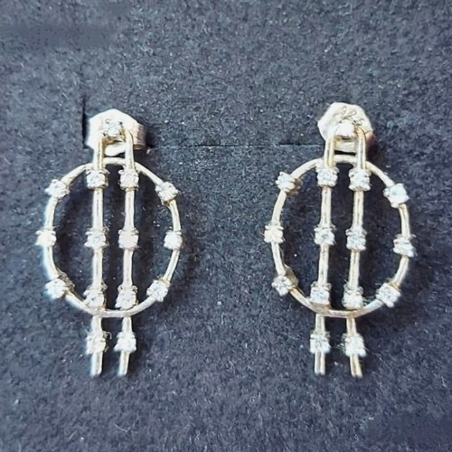 Silver earrings 925 with cubic zirconia like new