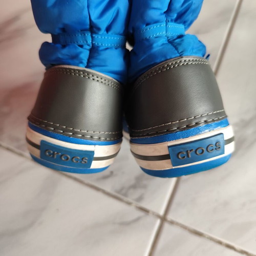 Crocs kids boots like new, blue, size 27-28