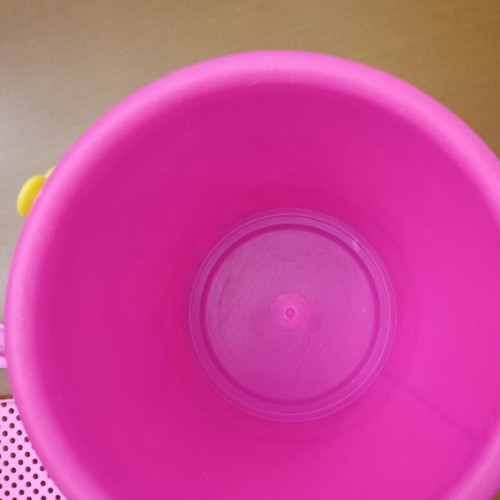Beach Bucket with Mermaid Sieve like new