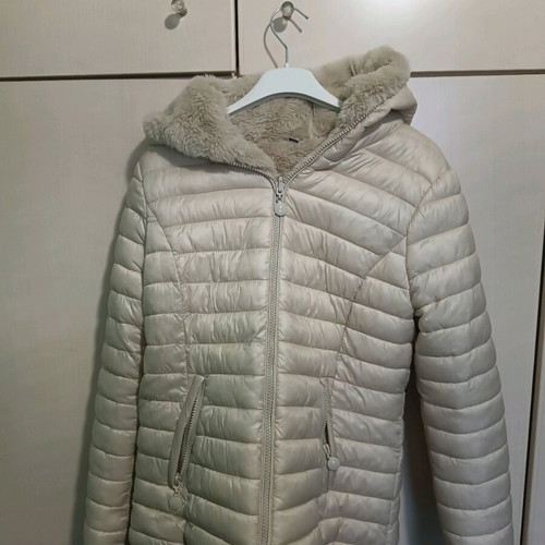 Quilted reversible jacket with hood and inner fur, size S, new, beige