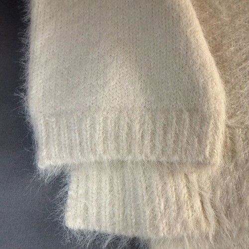 Bershka sweater used, very soft, off white, size S