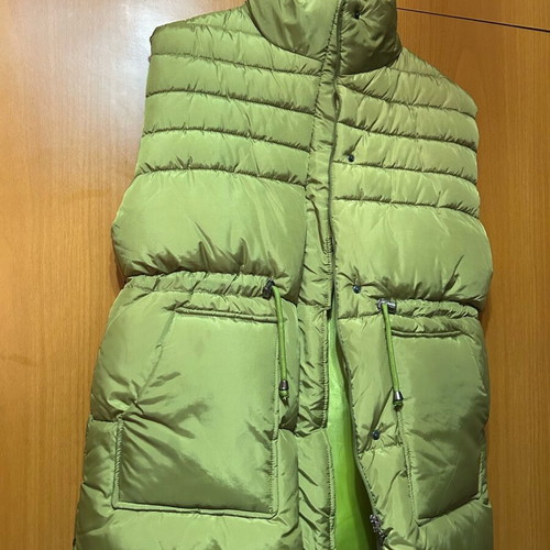 Long vest new with tag green size S