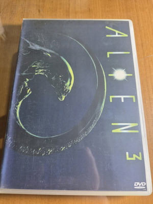 Alien 3 DVD like new, sci-fi and thriller with subtitles