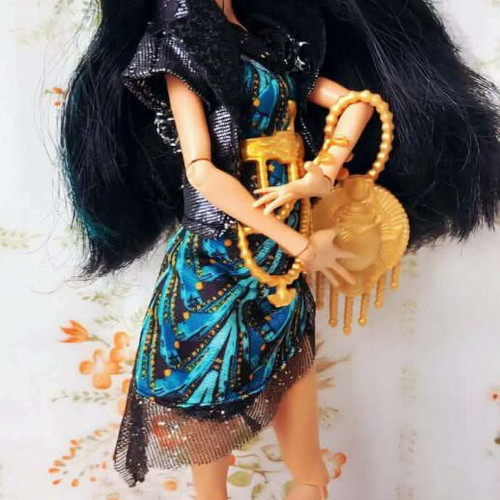 Monster High Cleo de Nile Frights Camera Action doll like new