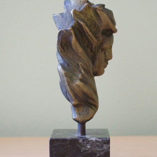 Handmade female bust new from brass with marble base