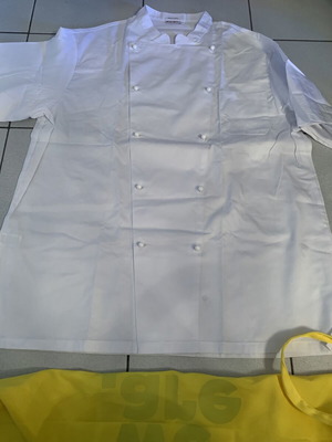 Chef shirt short sleeve 3XL and Chiquita apron new set