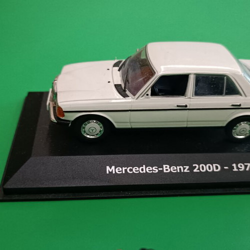 Mercedes toy cars used, pack